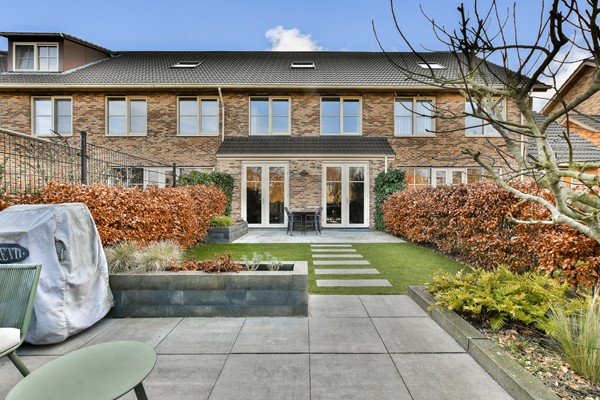 Jean-Paul Sartrestraat 7 - 18.jpg